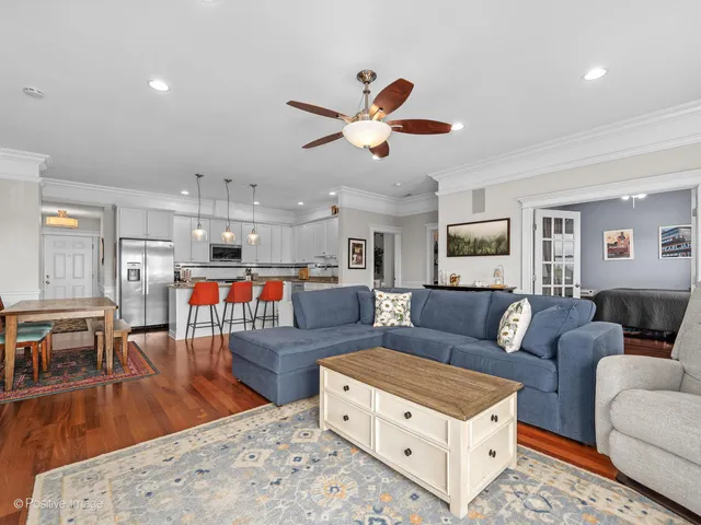 $675,000 | 2222 West Belmont Avenue, Unit 504, Chicago, IL 60618