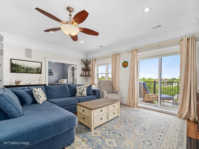 $675,000 | 2222 West Belmont Avenue, Unit 504, Chicago, IL 60618