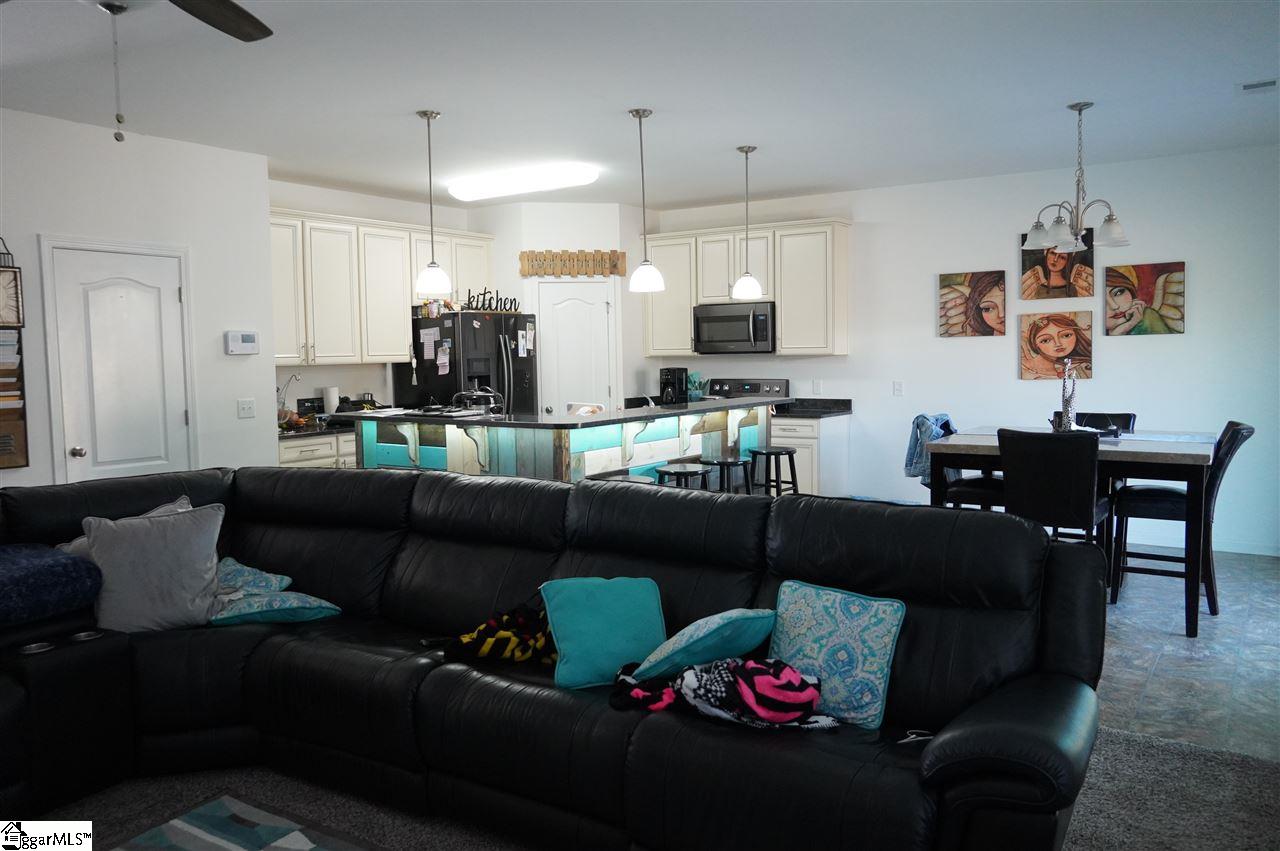 308 Skye Road Easley, SC 29642 - Photo 11 of 22 Gallery Image 11