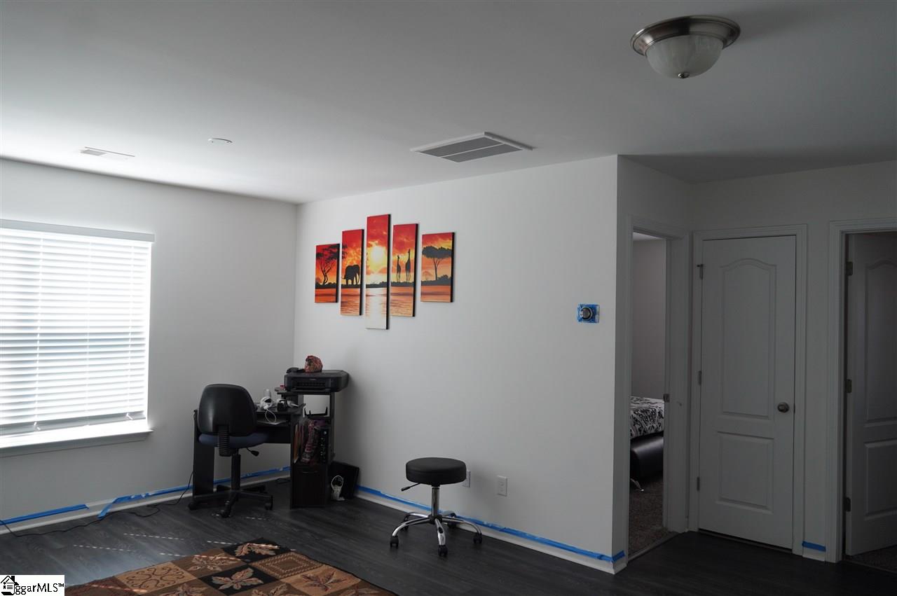 308 Skye Road Easley, SC 29642 - Photo 13 of 22 Gallery Image 13