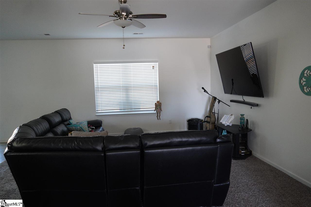 308 Skye Road Easley, SC 29642 - Photo 7 of 22 Gallery Image 7