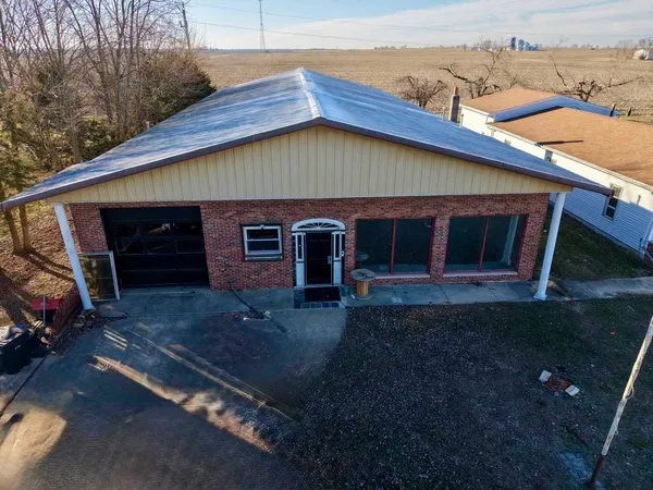 $135,000 | 208 North 10th Street, Altamont, IL 62411