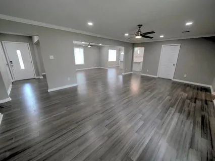 $335,000 | 200 Willow Drive, Gretna, LA 70053