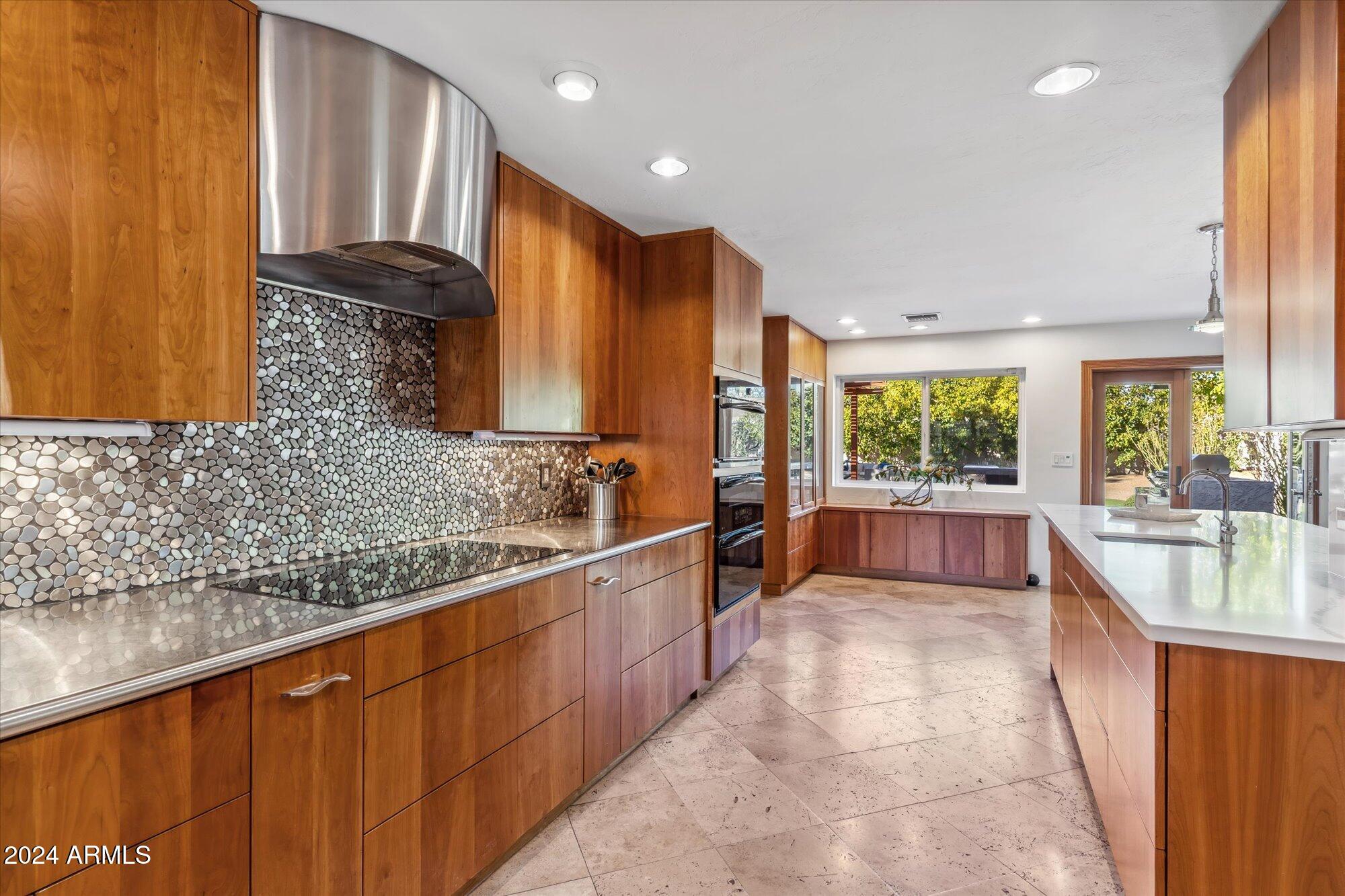 34 West State Avenue Phoenix, AZ 85021 - Photo 15 of 63 16-Kitchen