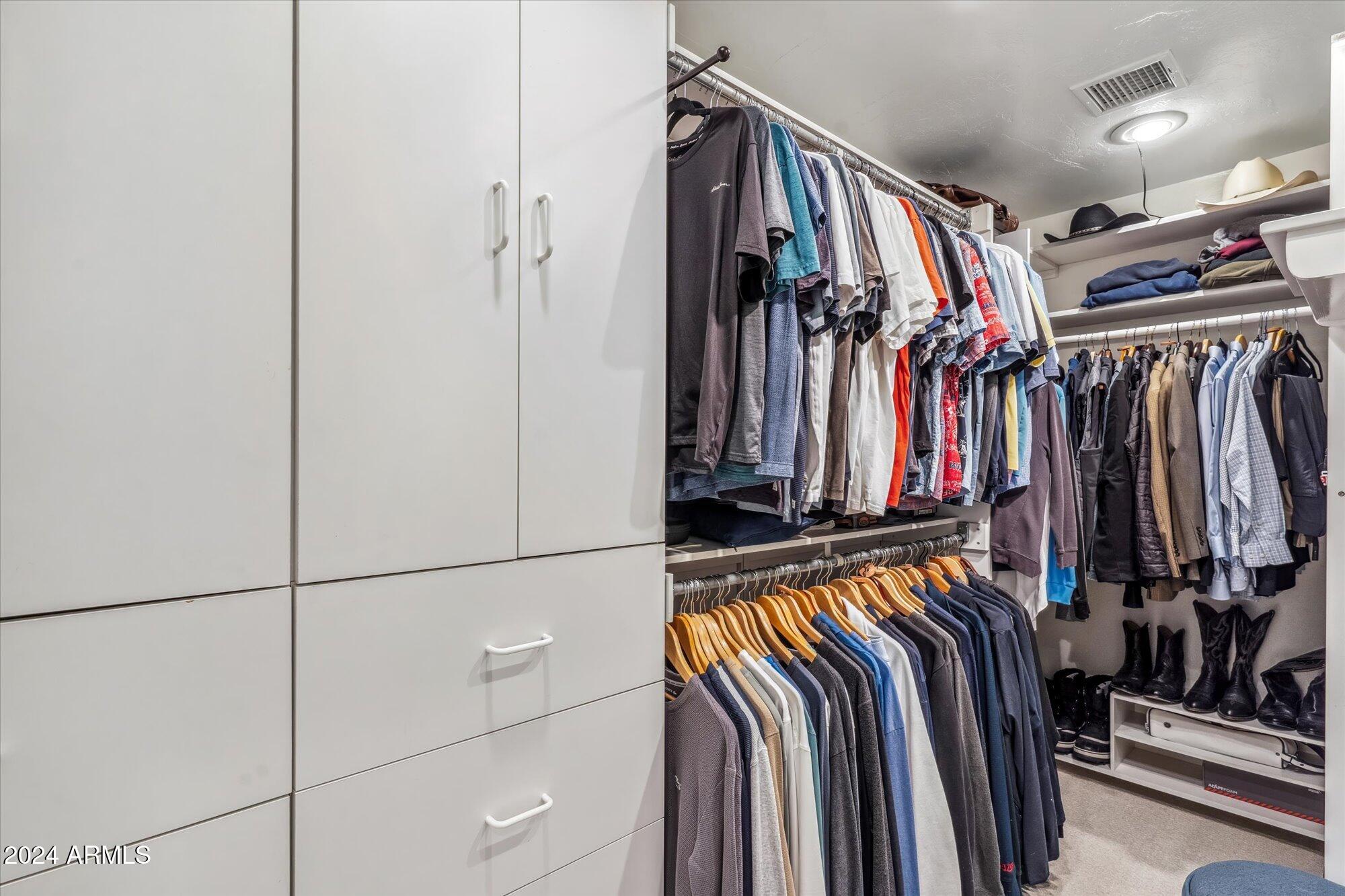 34 West State Avenue Phoenix, AZ 85021 - Photo 37 of 63 39-Walk in Closet