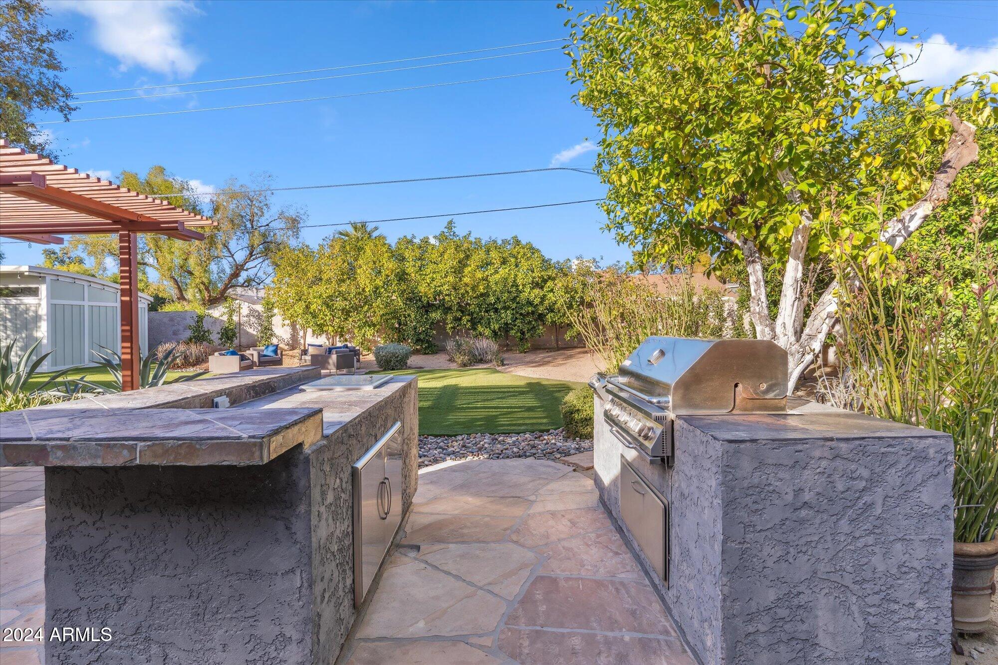 34 West State Avenue Phoenix, AZ 85021 - Photo 47 of 63 49-Backyard