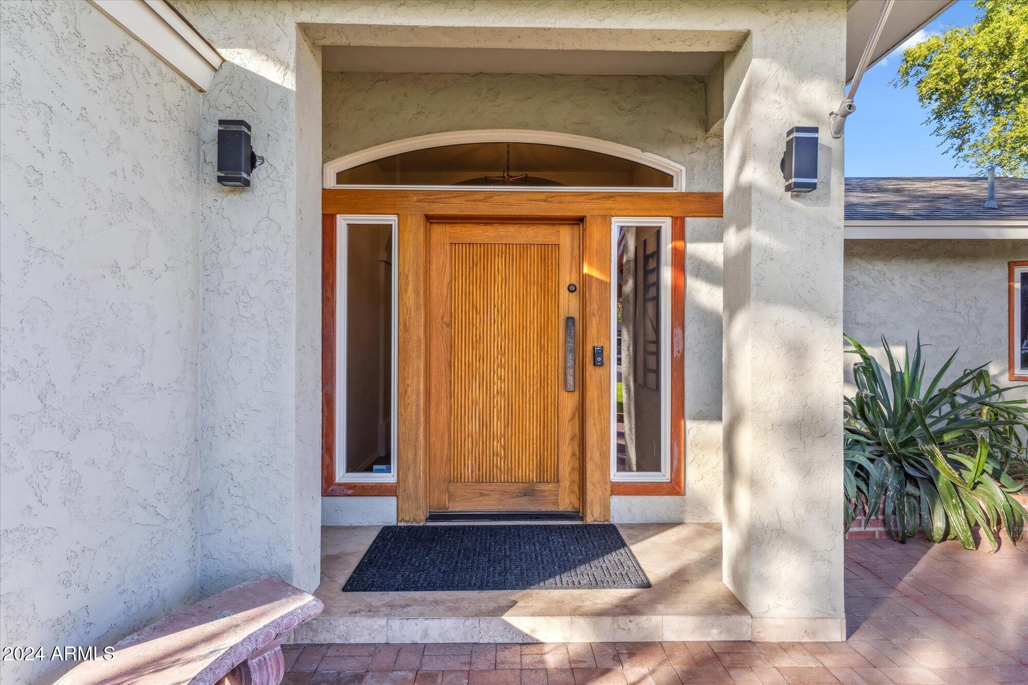 34 West State Avenue Phoenix, AZ 85021 - Photo 5 of 63 07-Front Entrance