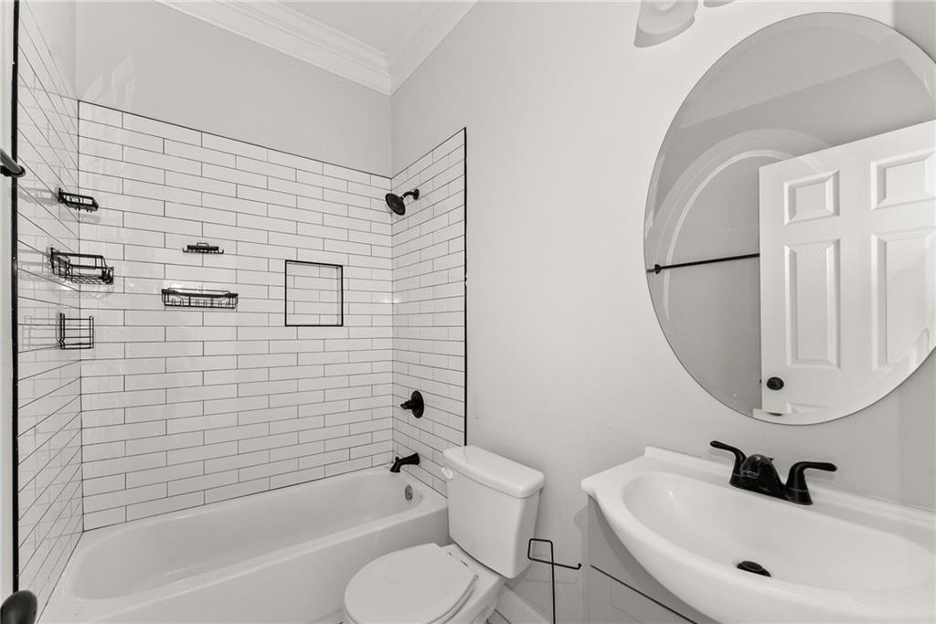 197 Peach Street Commerce, GA 30529 - Photo 15 of 40