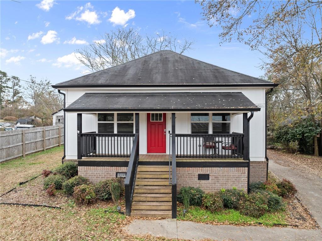 197 Peach Street Commerce, GA 30529 - Photo 2 of 40