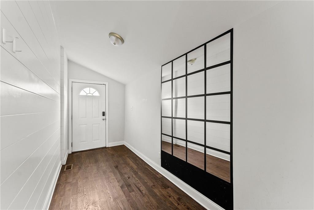 197 Peach Street Commerce, GA 30529 - Photo 25 of 40