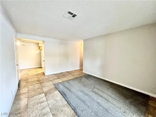 $1,000 | 3151 North Soaring Gulls Drive, Unit 1150, Las Vegas, NV 89128
