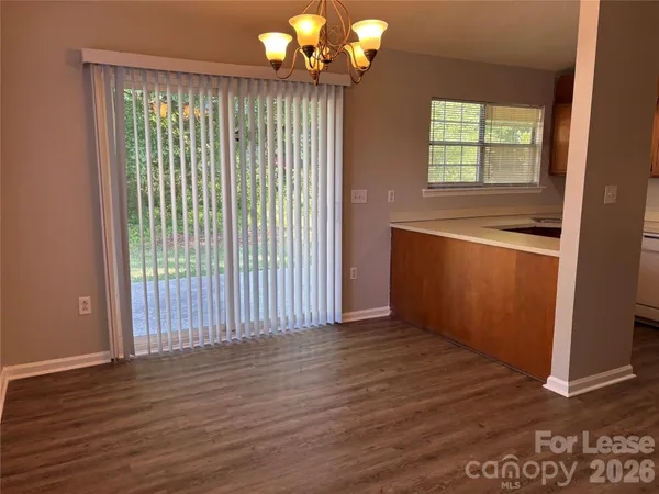 $1,600 | 6714 Marston Court, Charlotte, NC 28215