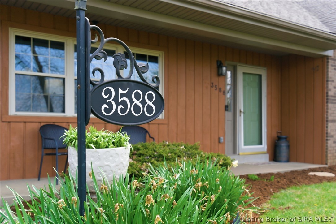 3588 Alonzo Smith Road Georgetown, IN 47122 - Photo 4 of 52