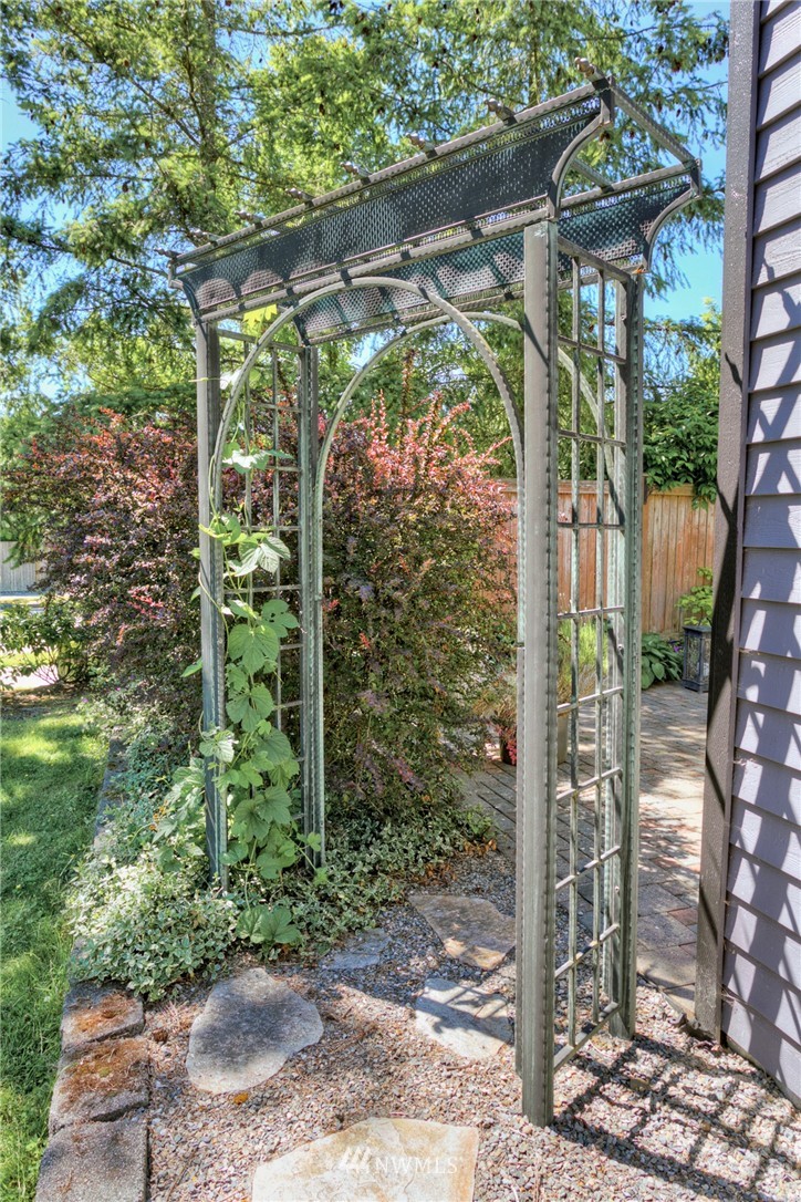 907 183rd Place Southeast Bothell, WA 98012 - Photo 9 of 25