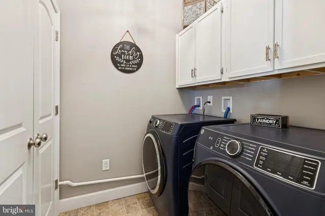 $429,900 | 2624 Village Road, Dover, PA 17315