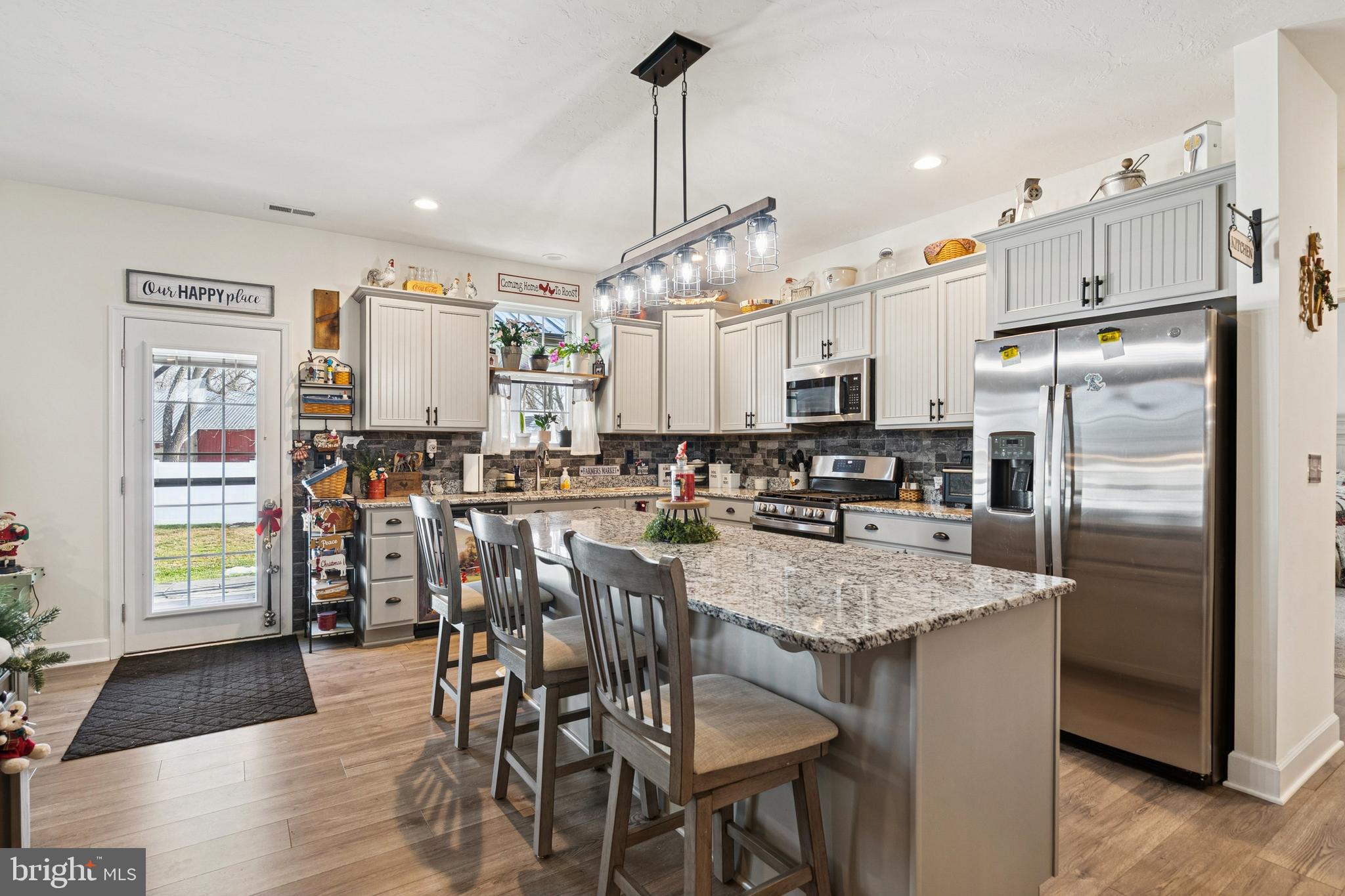 2624 Village Road Dover, PA 17315 - Photo 7 of 40