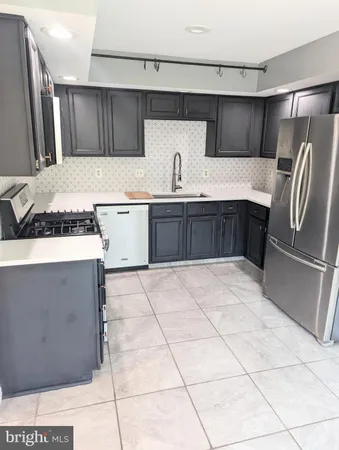 $3,150 | 46582 Broadspear Terrace, Sterling, VA 20165