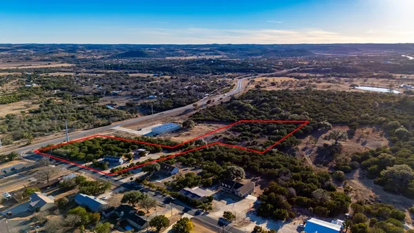 $1,250,000 | 124 Madrona Drive, Kerrville, TX 78028