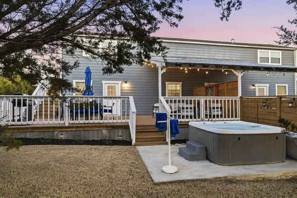 $1,250,000 | 124 Madrona Drive, Kerrville, TX 78028