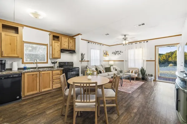 $1,250,000 | 124 Madrona Drive, Kerrville, TX 78028