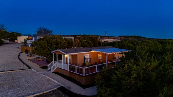 $1,250,000 | 124 Madrona Drive, Kerrville, TX 78028