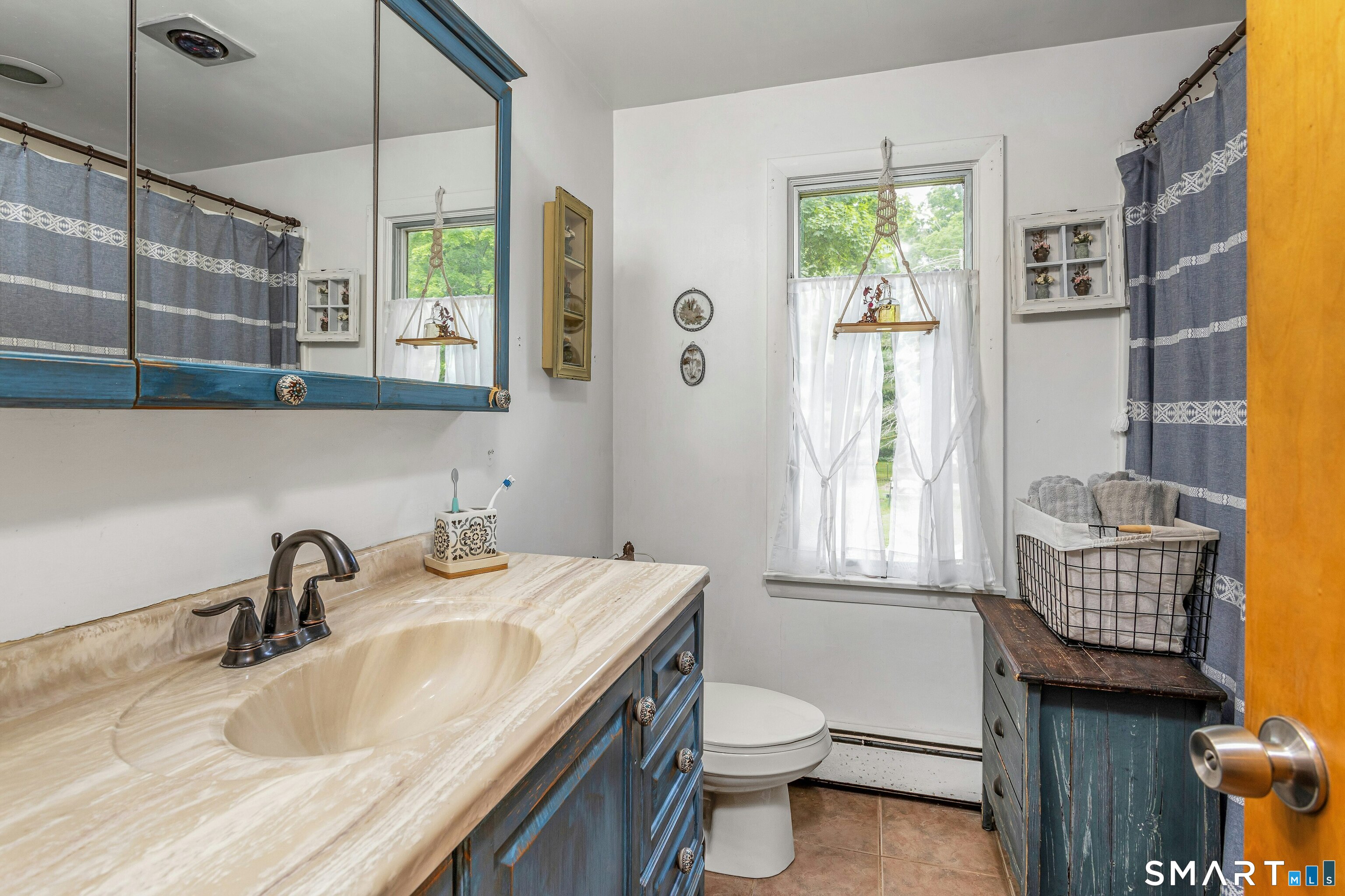 92 Minortown Road Woodbury, CT 06798 - Photo 12 of 33
