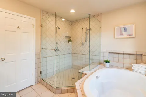 $1,975,000 | 4507 Verplanck Place Northwest, Washington, DC 20016