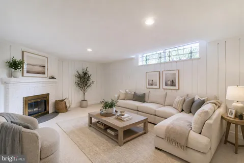 $1,975,000 | 4507 Verplanck Place Northwest, Washington, DC 20016