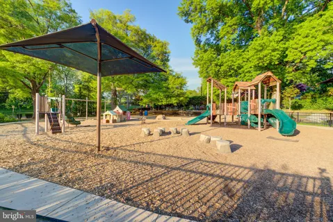 $1,975,000 | 4507 Verplanck Place Northwest, Washington, DC 20016