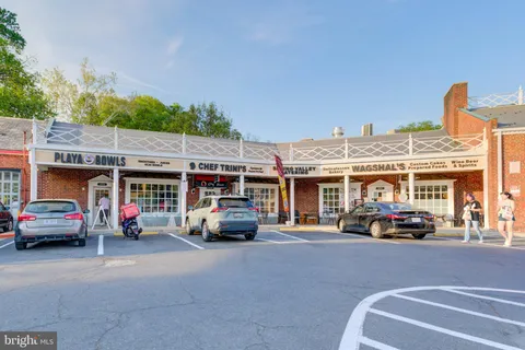 $1,975,000 | 4507 Verplanck Place Northwest, Washington, DC 20016