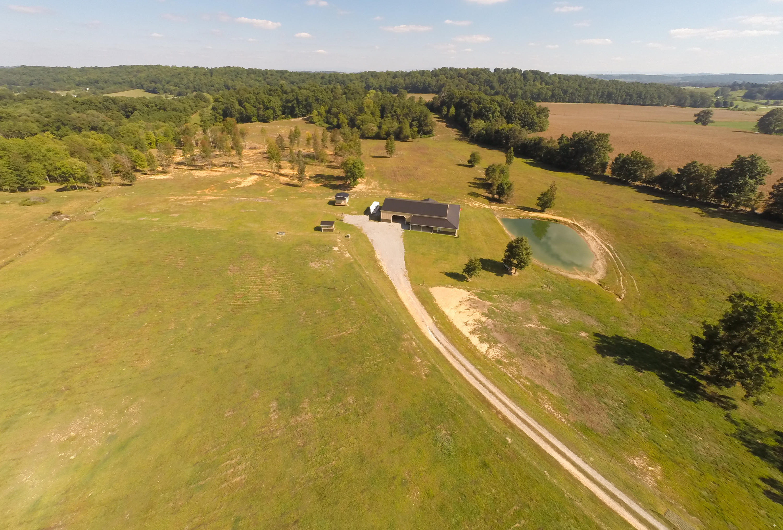 1821 Lynn Road Philadelphia, TN 37846 - Photo 1 of 38 + Air (1)