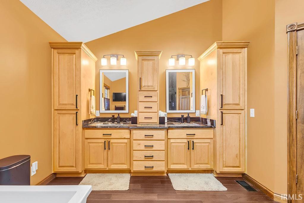 5887 West Leonard Springs Road Bloomington, IN 47403 - Photo 15 of 36