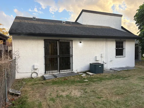 $3,100 | 12231 Southwest 210th Street, Miami, FL 33177