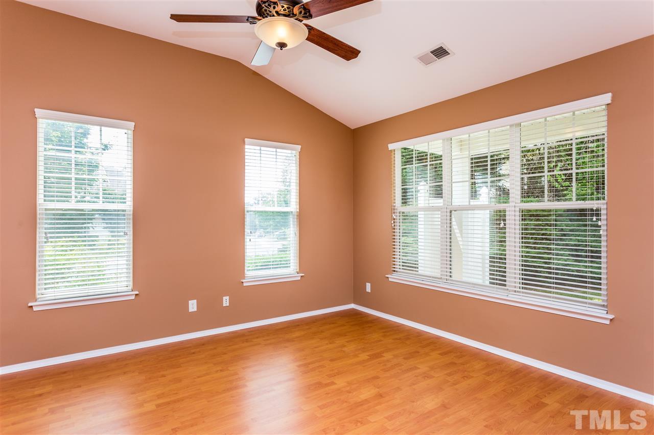 8403 Stoneyard Place Raleigh, NC 27613 - Photo 4 of 21