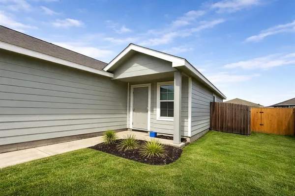 $1,625 | 1816 Barrie Way, Crandall, TX 75114