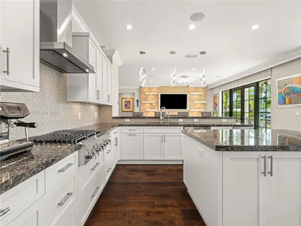 $2,975,000 | 2512 Southeast 9th Street, Pompano Beach, FL 33062