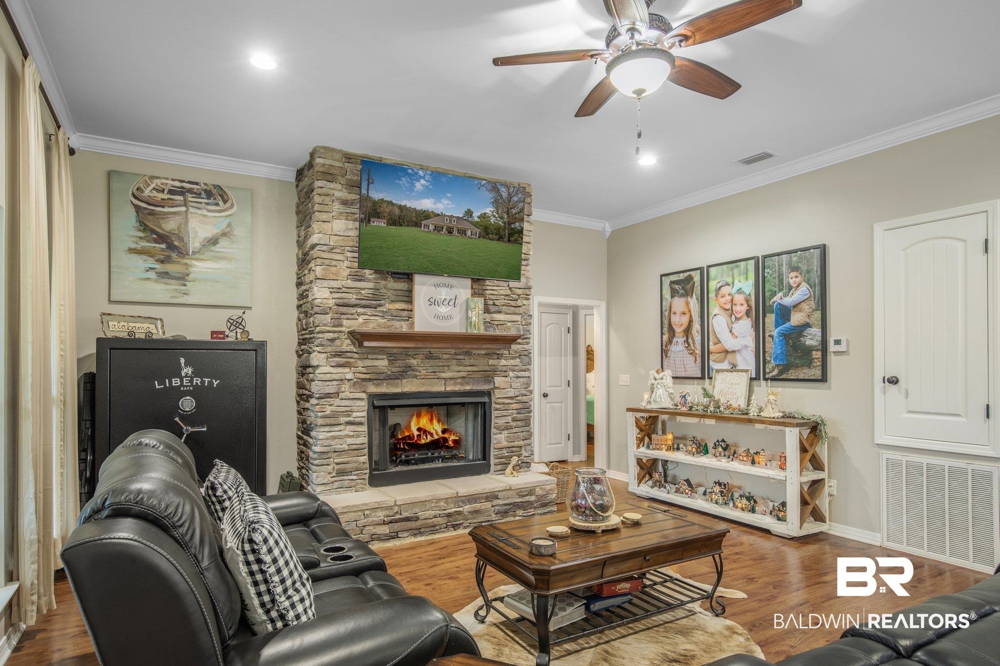 48382 Chastang Lake Road Bay Minette, AL 36507 - Photo 15 of 43 Living Room