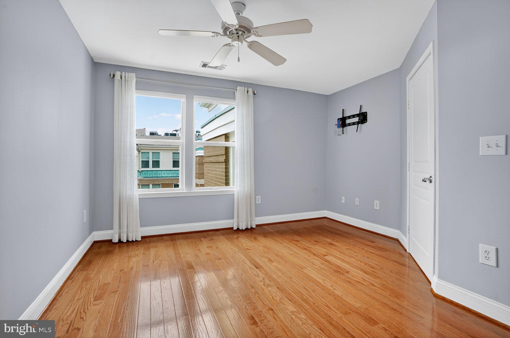 12000 Market Street, Unit 490 Reston, VA 20190 - Photo 11 of 35