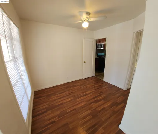 $1,900 | 220 Lafayette Avenue, Unit 2, San Leandro, CA 94577