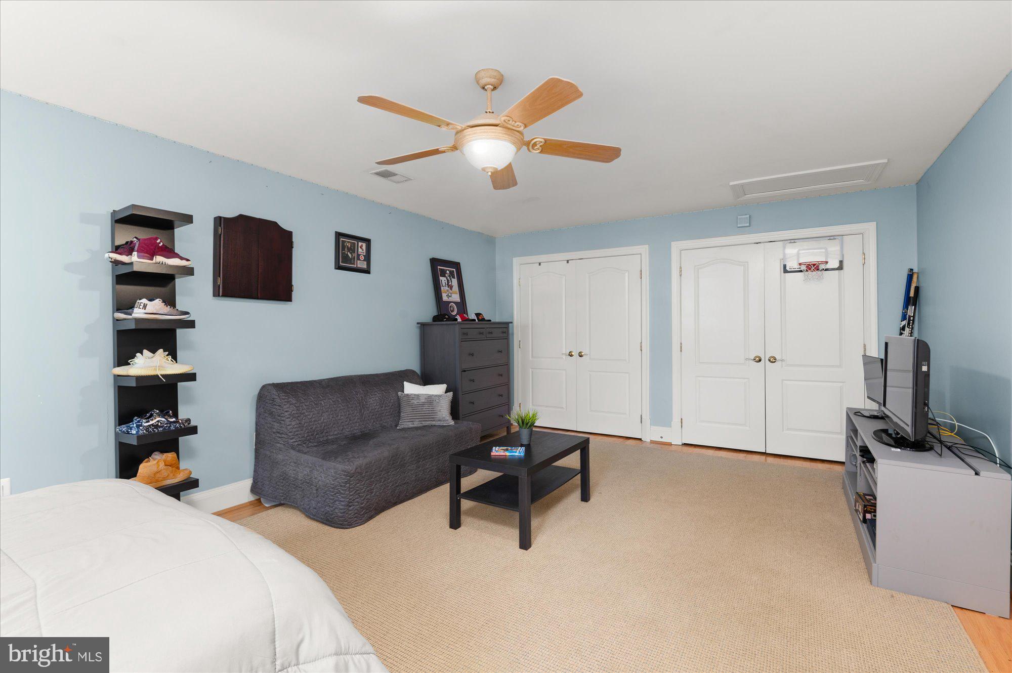 950 Spencer Road McLean, VA 22102 - Photo 34 of 53