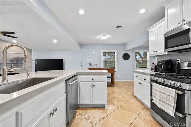 $4,200 | 6165 Autry Avenue, Lakewood, CA 90712