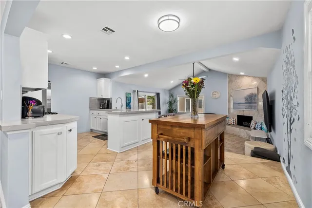 $4,200 | 6165 Autry Avenue, Lakewood, CA 90712