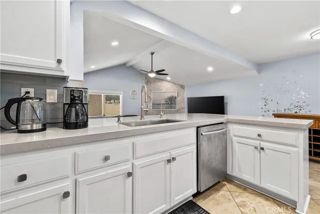 $4,200 | 6165 Autry Avenue, Lakewood, CA 90712