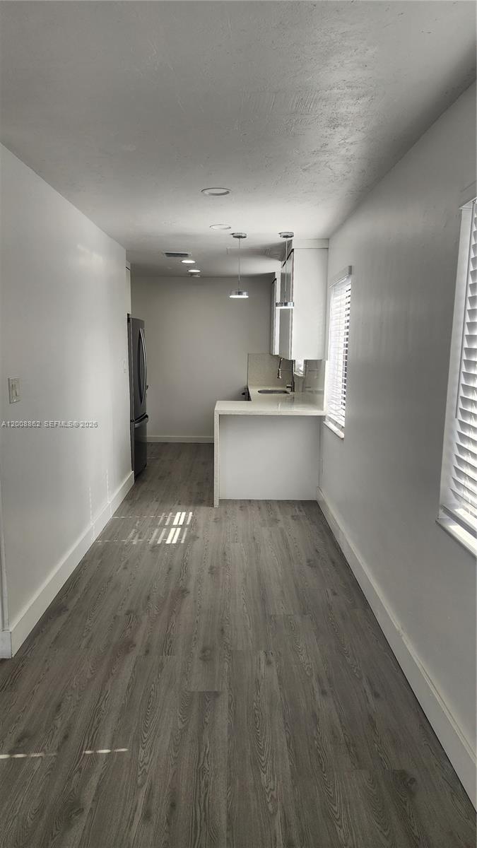 8701 Southwest 36th Street Miami, FL 33165 - Photo 17 of 24