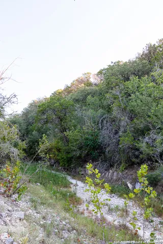 $950,000 | 2844 Bear Springs Road, Pipe Creek, TX 78063