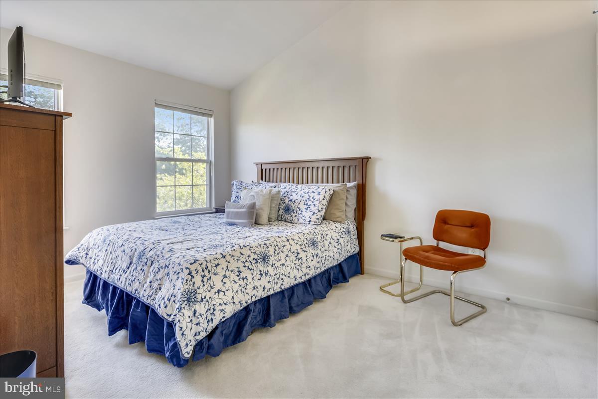 2908 St Helen Circle Silver Spring, MD 20906 - Photo 18 of 40 Second bedroom