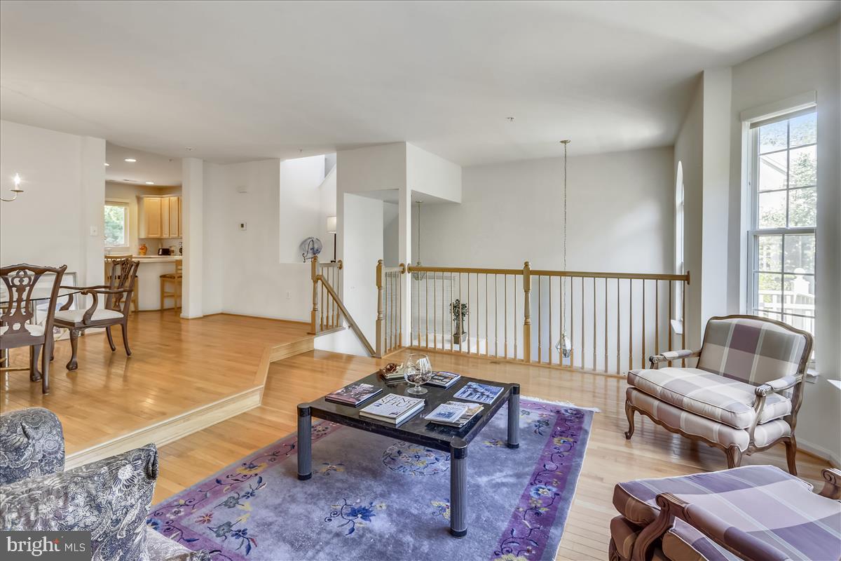 2908 St Helen Circle Silver Spring, MD 20906 - Photo 5 of 40 A great space to entertain!