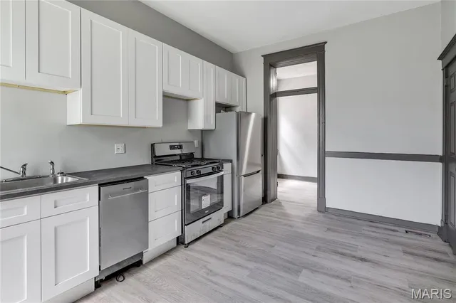 $224,000 | 214 West Steins Street, St. Louis, MO 63111