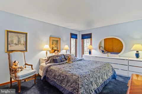 $1,090,000 | 635 Harts Ridge Road, Conshohocken, PA 19428