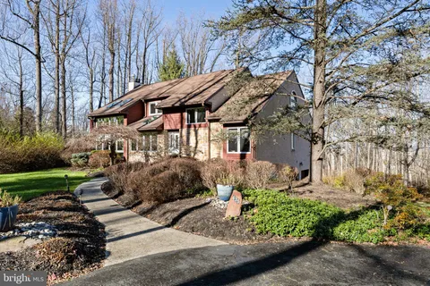 $1,090,000 | 635 Harts Ridge Road, Conshohocken, PA 19428